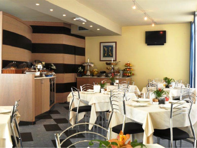 Cdh Hotel لا سبيتسْيا المظهر الخارجي الصورة